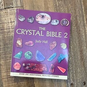 The Crystal Bible 2 by Judy Hall